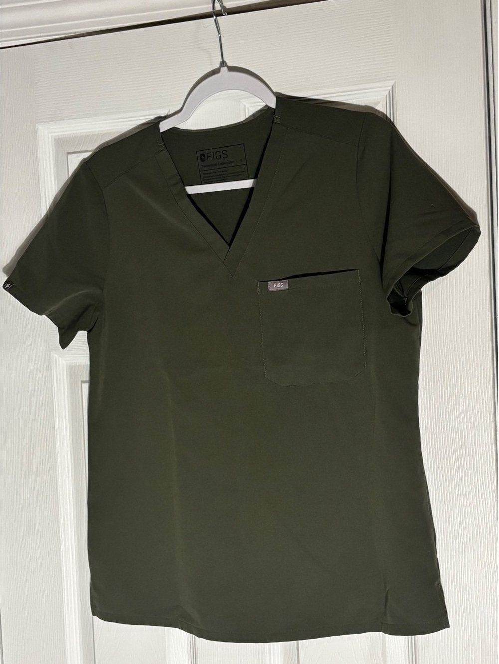 FIGS Medical Scrub Top V-Neck